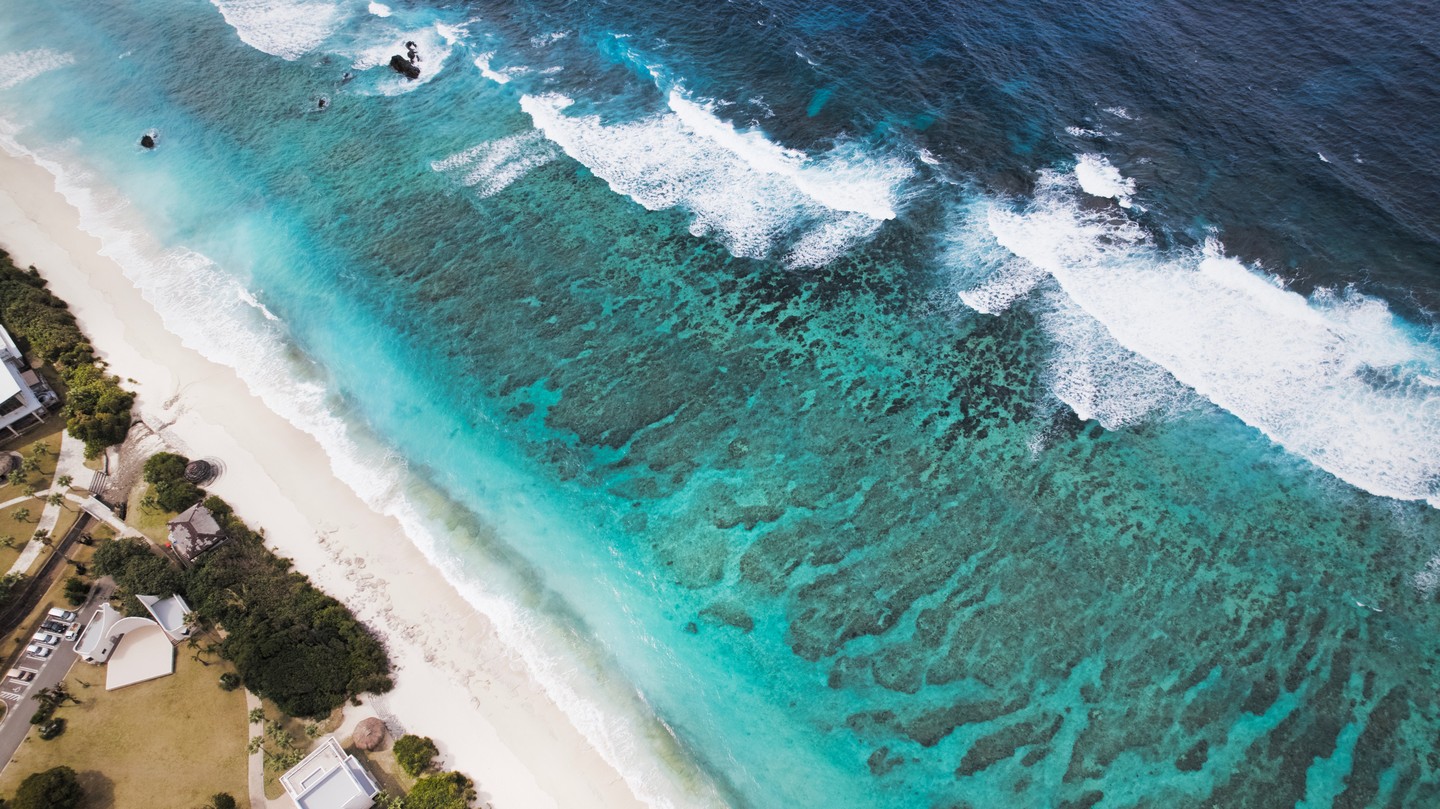 大浜海浜公園。

#奄美大島 #ドローン空撮 #drone #coralreef